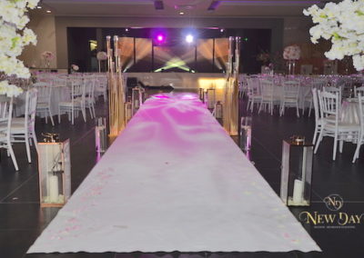 New-Day-Evenements-decoration-bapteme-decoration-fauteuil-mariage-Tel-07-82-11-54-53